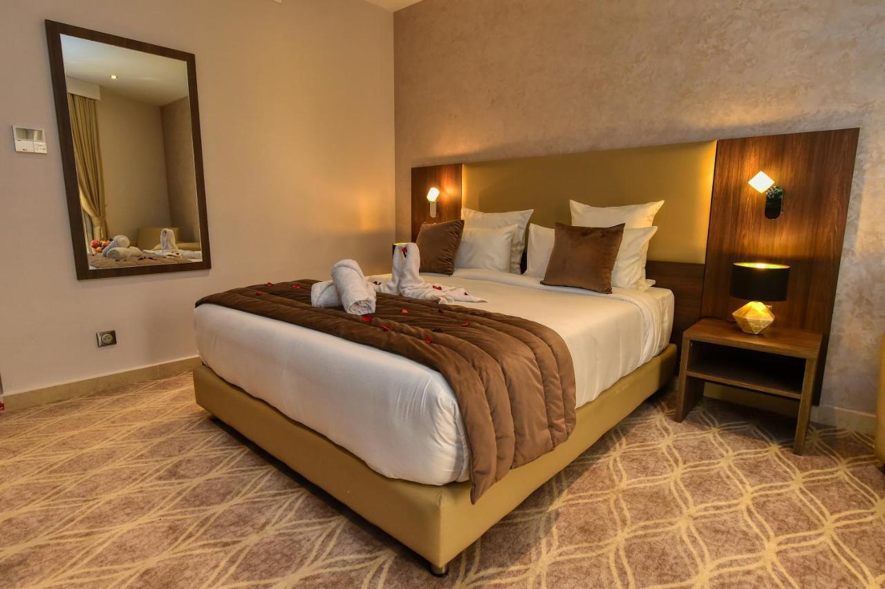Mf Hotel Oran Bir El Djir Eksteriør billede