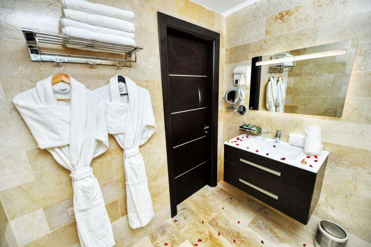 Mf Hotel Oran Bir El Djir Eksteriør billede
