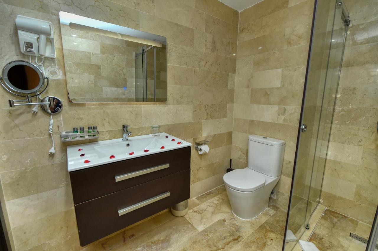 Mf Hotel Oran Bir El Djir Eksteriør billede